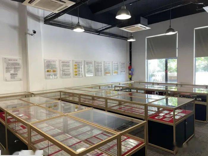 业界 | 乐越黄金展览馆开展 一版币牧马领衔四大展区