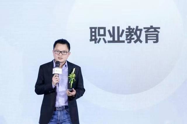 橙啦张爱志，有情怀的互联网教育创业者