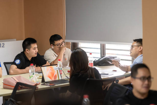 “寻项网”线下消费服务沙龙成功召开<strong></p>
<p>币橙网</strong>，橙柚青分享大放异彩