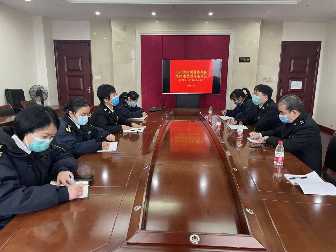 向上向善青年榜样｜国门线上无畏不悔的青春