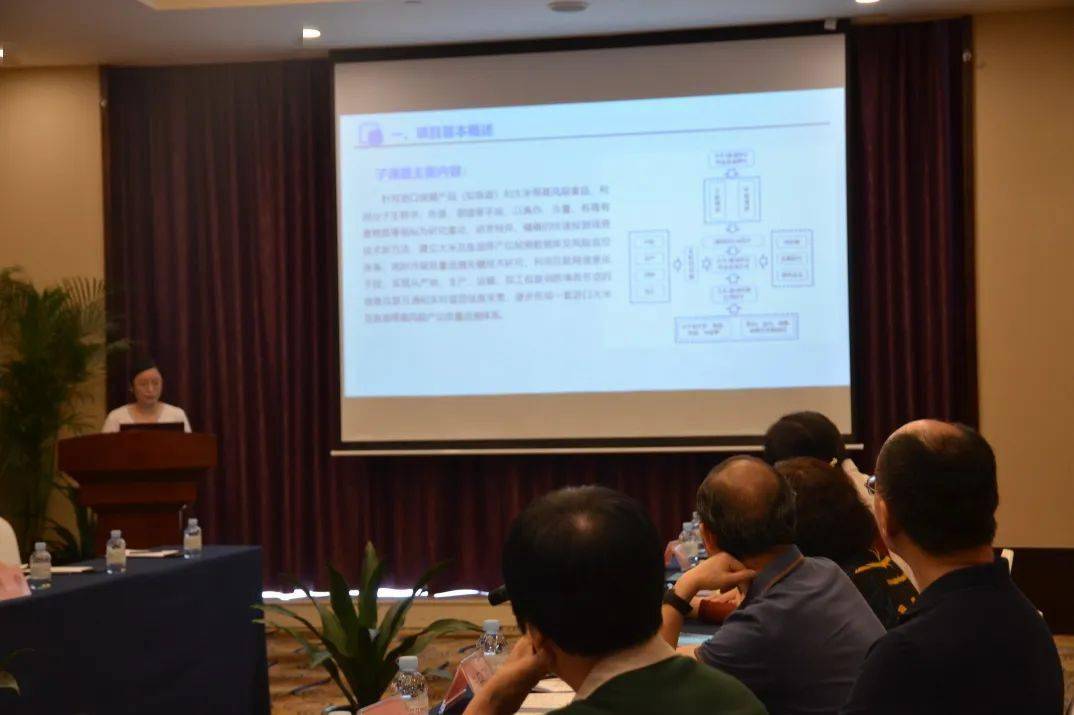 向上向善青年榜样｜国门线上无畏不悔的青春