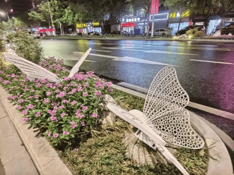 游泰州<strong></p>
<p>泰合币</strong>，遇见省运，和“泰宝”“凤娃”合个影