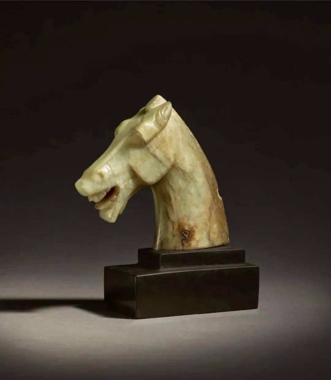 32件古玉一出手就卖了3807万:只要藏品“牛”<strong></p>
<p>世纪币</strong>,哪有不赚钱