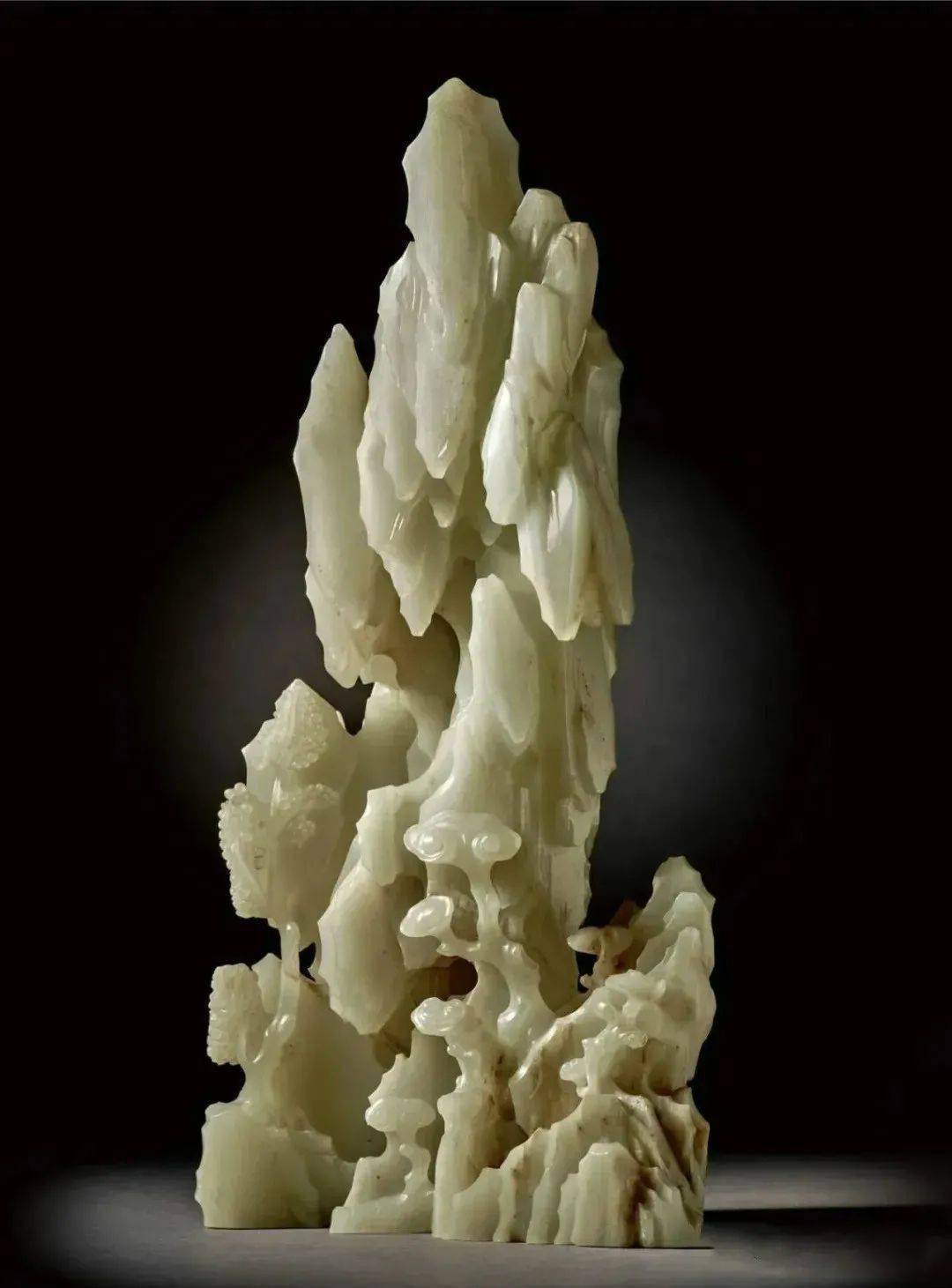 32件古玉一出手就卖了3807万:只要藏品“牛”<strong></p>
<p>世纪币</strong>,哪有不赚钱