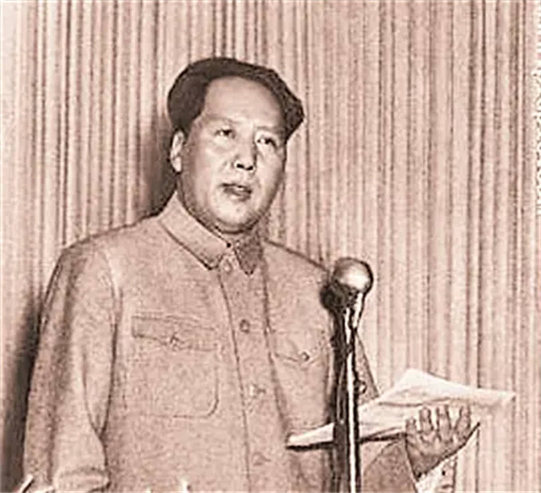 毛主席4次拒上人民币<strong></p>
<p>上币网</strong>，为何如今人民币上仍有毛主席的肖像呢？