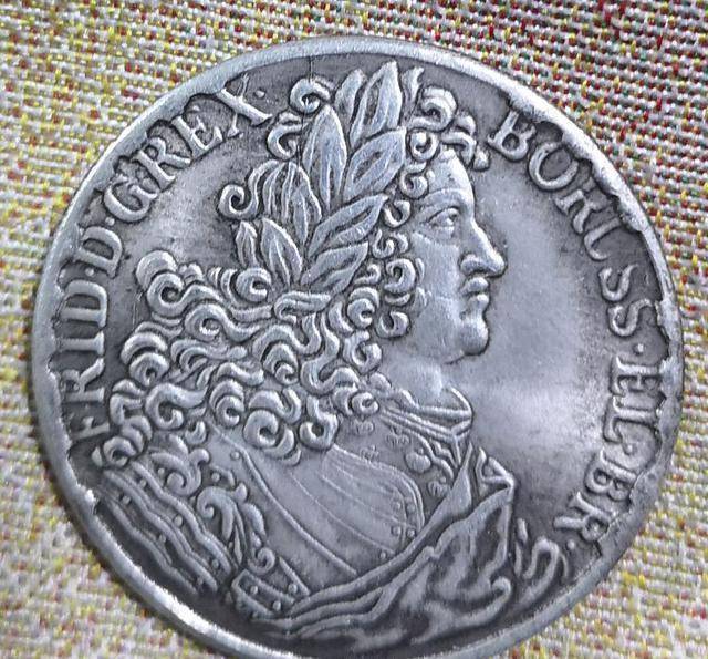 民国时期的一块“大洋”<strong></p>
<p>币别换算</strong>,换算成人民币大概多少钱?说出来别不信