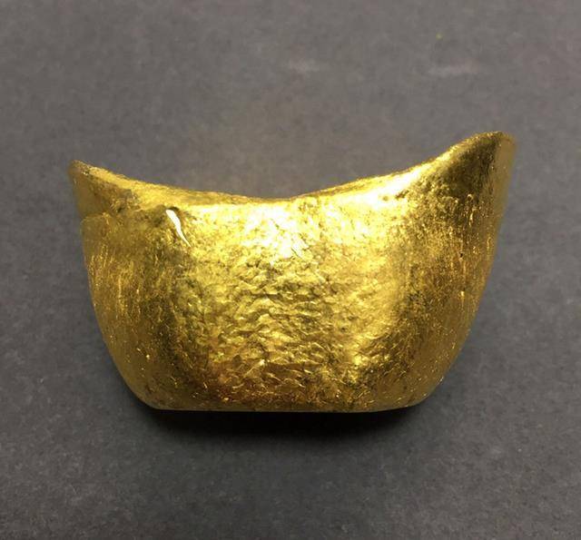 民国流通的一根金条<strong></p>
<p>币别换算</strong>,换算成人民币,大约能有多少钱