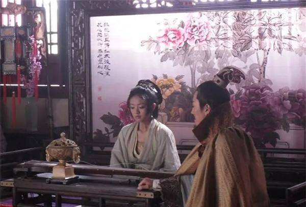 古代逛一次“青楼”<strong></p>
<p>币别换算</strong>,要多少银子?换算成人民币是多少?