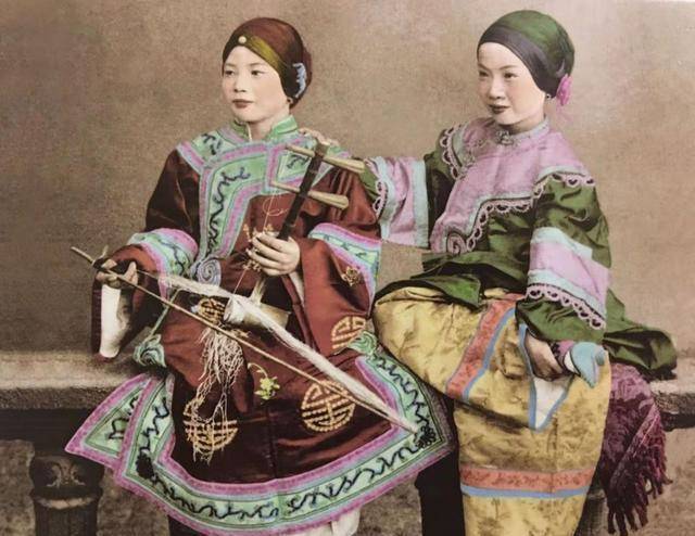 古代逛一次“青楼”<strong></p>
<p>币别换算</strong>,到底要多少银子?换算成人民币,是多少