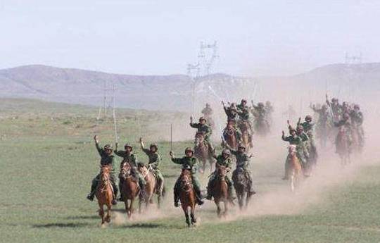 秦始皇修建的长城换算成人民币是多少钱<strong></p>
<p>币别换算</strong>?说出来吓死你