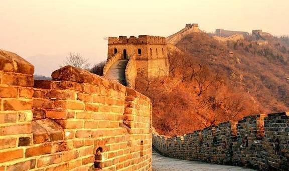 秦始皇修建的长城换算成人民币是多少钱<strong></p>
<p>币别换算</strong>?说出来吓死你