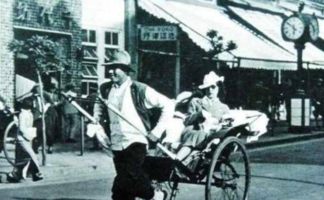 民国时期<strong></p>
<p>币别换算</strong>，鲁迅每月工资350块大洋，换算成人民币相当于多少钱？