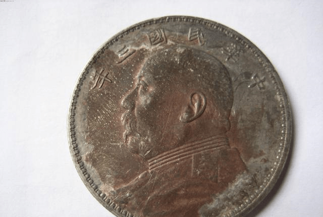 鲁迅月工资是350块大洋<strong></p>
<p>币别换算</strong>,换算过来是现在的多少人民币?