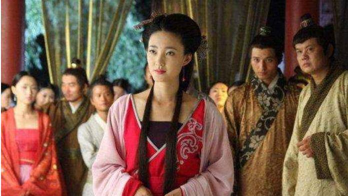 古代逛一次青楼需要多少钱?换算成人民币<strong></p>
<p>币别换算</strong>,你肯定想不到