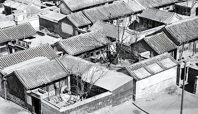 鲁迅当时月工资为350块大洋<strong></p>
<p>币别换算</strong>,如果换算成人民币,相当于多少钱?