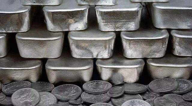 清朝官员退休工资<strong></p>
<p>币别换算</strong>，每年只有50两白银，换算成人民币是多少钱