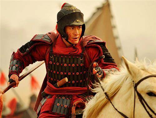 岳飞年俸禄有72000贯<strong></p>
<p>币别换算</strong>,换算成人民币是多少?大多数人不会信