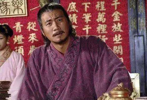 朱元璋规定:贪赃60两银子以上斩首<strong></p>
<p>币别换算</strong>,明朝60两换算成人民币是多少