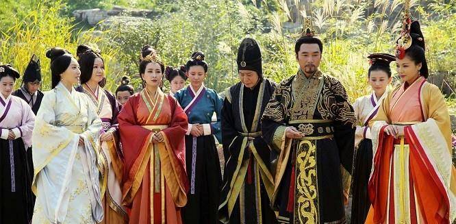 古代一两银子换算成人民币是多少<strong></p>
<p>币别换算</strong>?看看你的月收入值几两银子