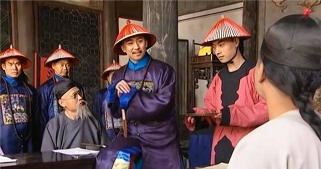 清朝官员退休工资每年是50两白银<strong></p>
<p>币别换算</strong>,换算成如今的人民币,值多少?