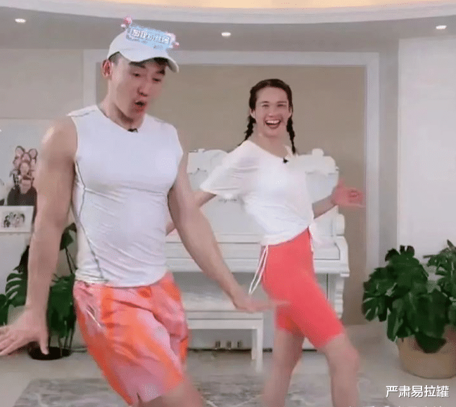 1000多万人围观他“虐妻”<strong></p>
<p>越币1000</strong>，却越看越上头