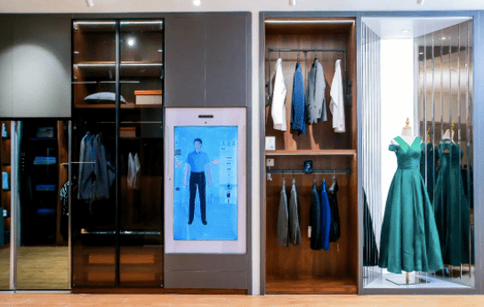 三翼鸟：过节相同<strong></p>
<p>三鸟币</strong>，过法不同