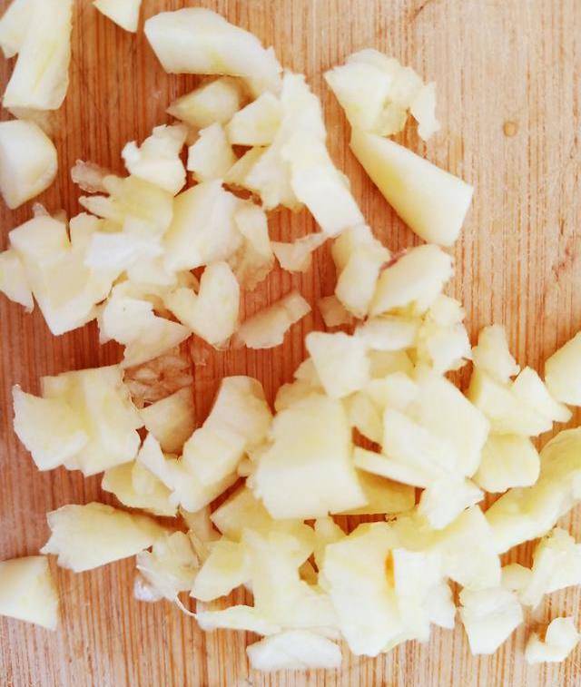 今天做了个全网都在流行的荷包蛋焖面<strong></p>
<p>蛋币网</strong>，味道好极了