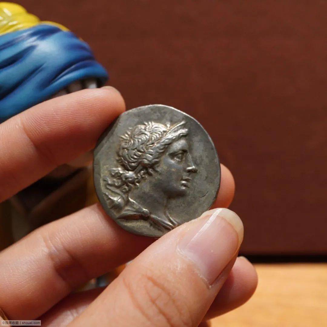 推荐 | 古希腊爱奥尼亚地区马格尼西亚城月亮女神银币