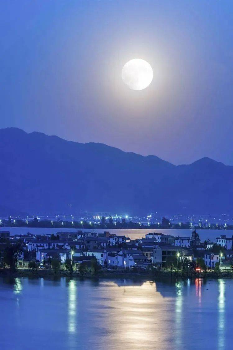 今年中秋赏月去哪儿?盘点国内10大最美赏月地<strong></p>
<p>月亮币</strong>!