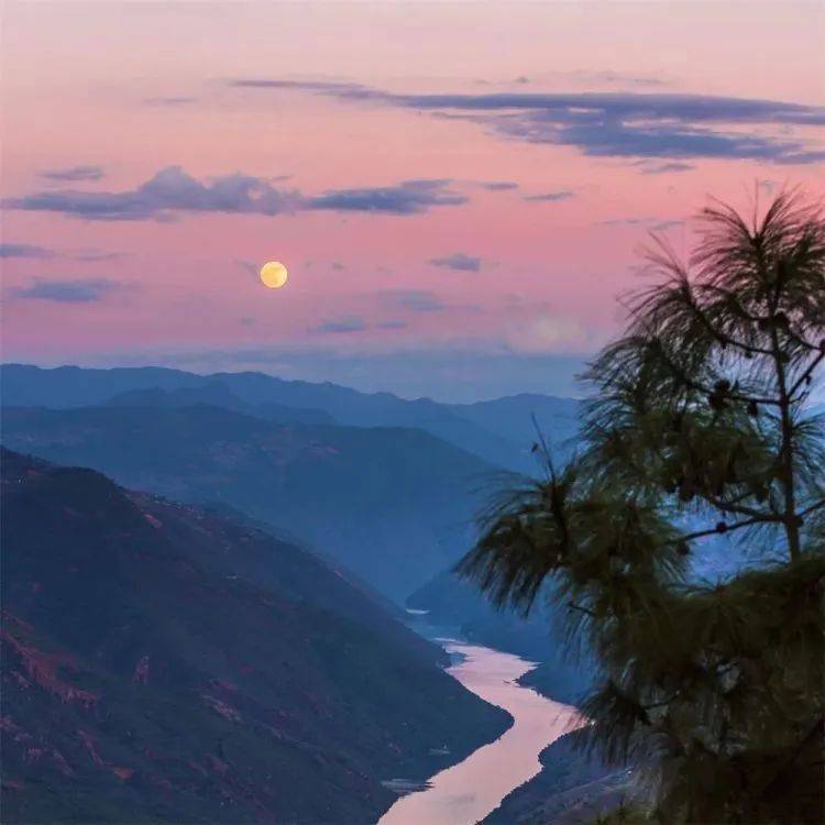 今年中秋赏月去哪儿?盘点国内10大最美赏月地<strong></p>
<p>月亮币</strong>!