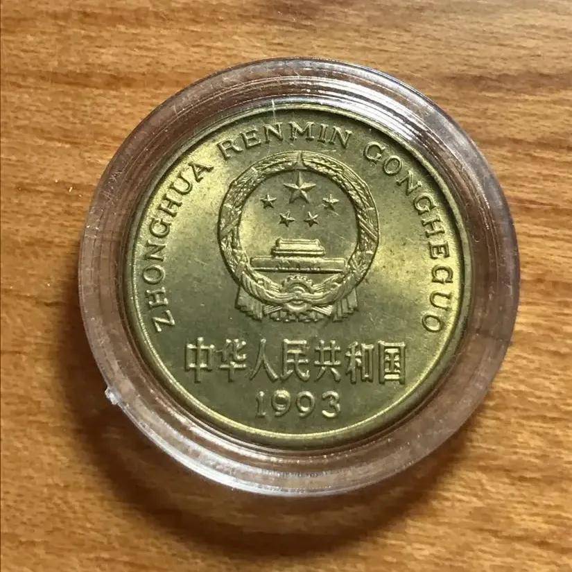 梅花五角硬币<strong></p>
<p>币天下</strong>,你还有多少?现在的市价是多少?