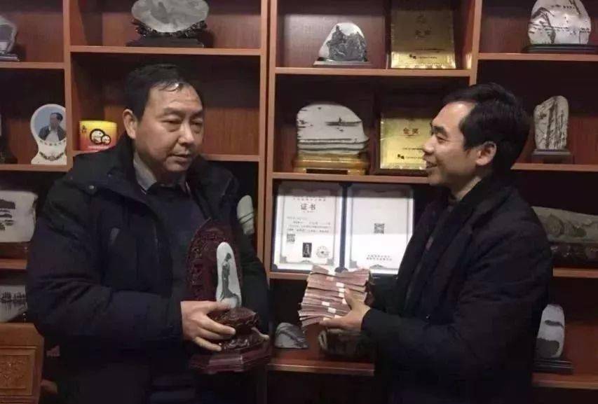 最高280万<strong></p>
<p>币天下</strong>!!近期高价成交的石头都在这里了!