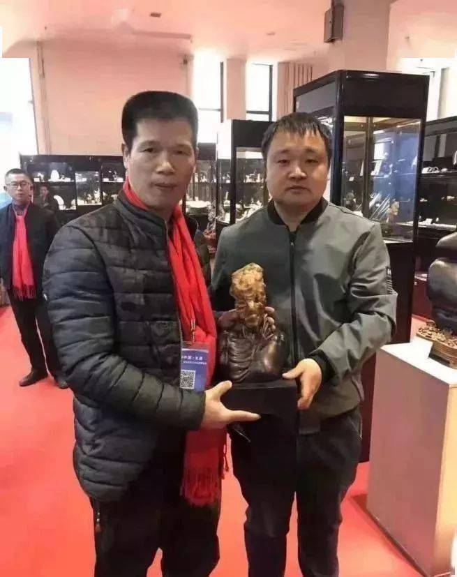 最高280万<strong></p>
<p>币天下</strong>!!近期高价成交的石头都在这里了!