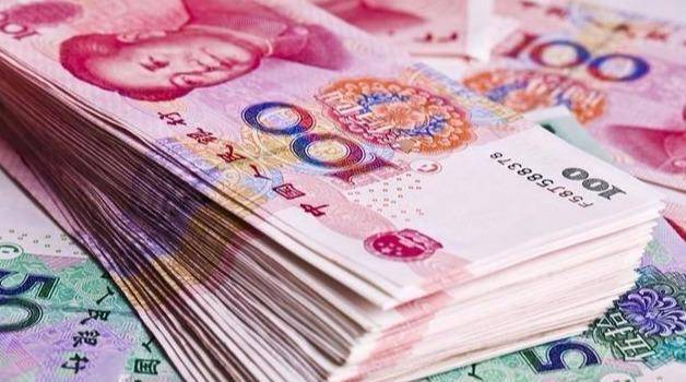 人民币上有一个“错别字”<strong></p>
<p>币天下</strong>,不少小学生都知道,为何现在还不改?