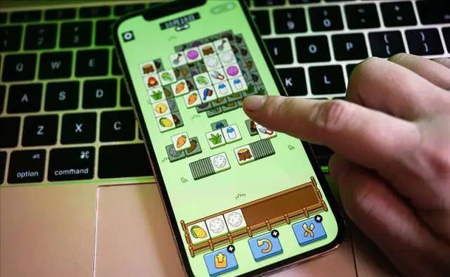 10亿清仓式分红后<strong></p>
<p>羊币</strong>,《羊了个羊》背后公司涨停,创始人3亿元到手