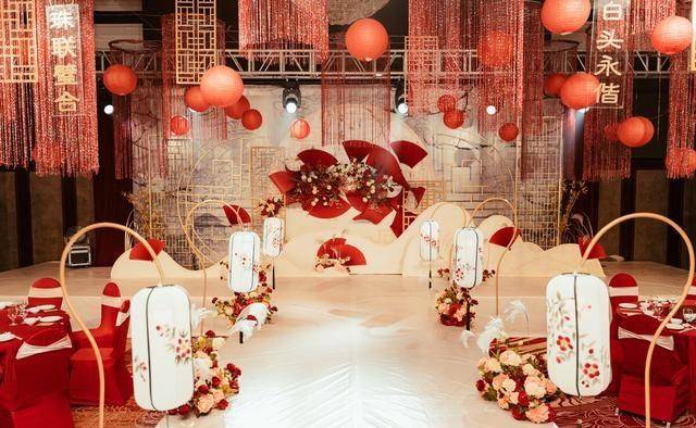 结婚要花多少钱<strong></p>
<p>买股票要多少钱</strong>?