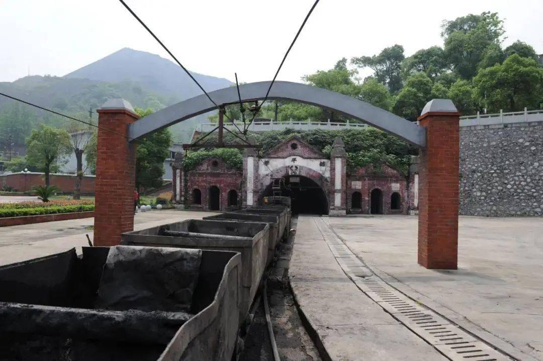 【学习园地】你知道中国最早的红色股票在哪里诞生的吗<strong></p>
<p>学习股票</strong>?