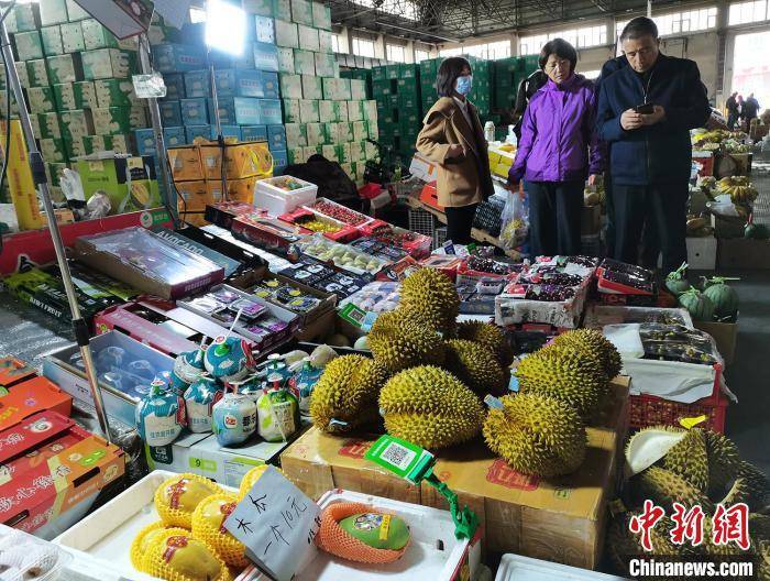 新疆大型农产品一级批发市场全力保障假期市场供应