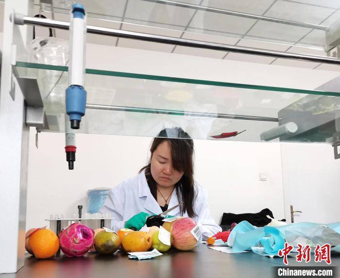 新疆大型农产品一级批发市场全力保障假期市场供应