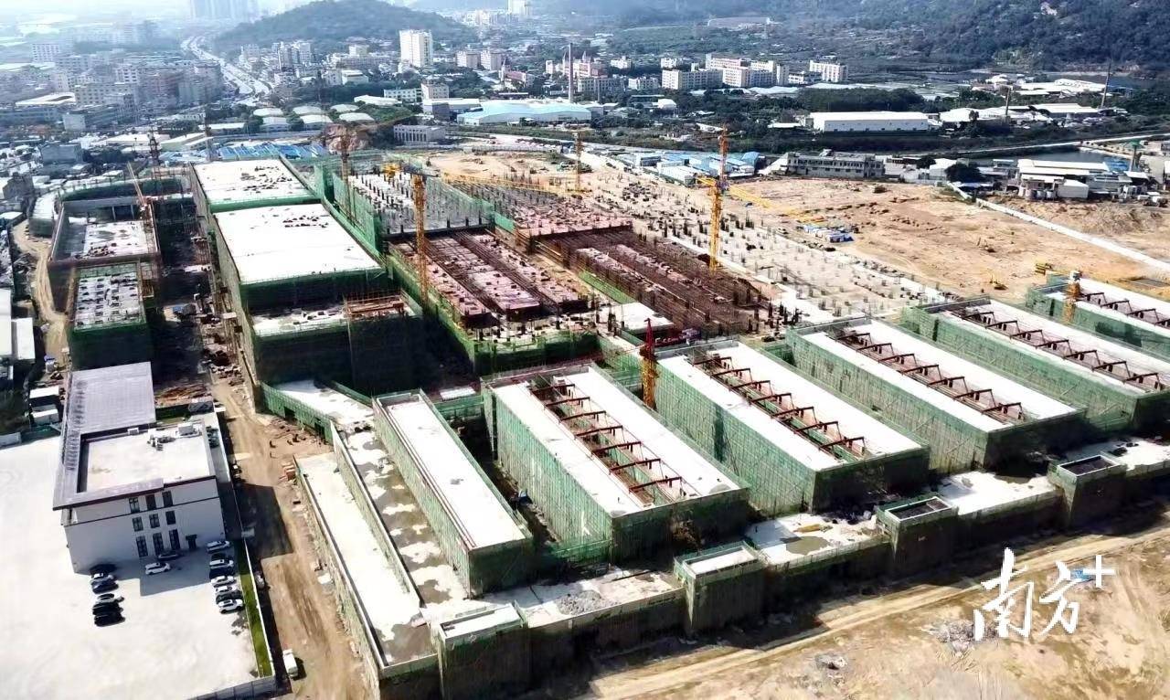 打造一级市场<strong></p>
<p>股票一级市场</strong>，省市重点项目粤东三科农商城步入快车道