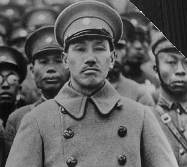 老蒋炒股到底投了多少钱?打仗都没有心思<strong></p>
<p>股市行情</strong>,抽空收听股市行情!