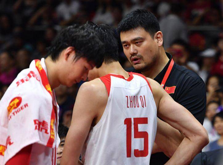 CBA疯狂一夜！周琦对线媒体人，下家行情，极端情况：或用MVP交易