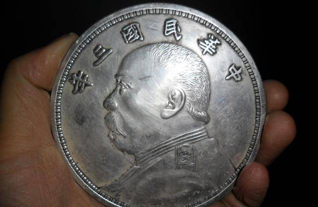 散碎银子作为货币<strong></p>
<p>货币怎么买</strong>,根本没有面额,古人是怎么交易的?