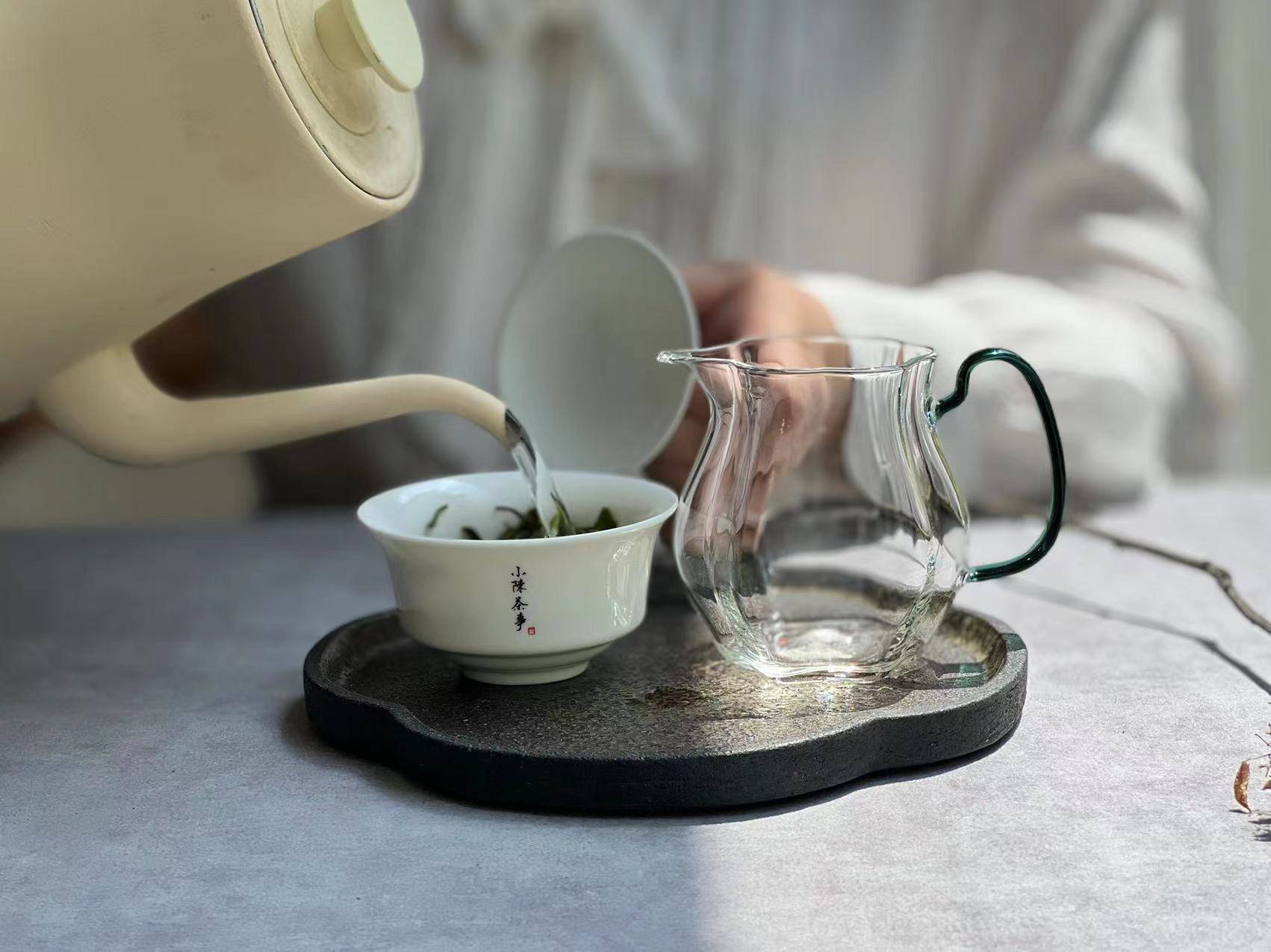 新手买白茶<strong></p>
<p>怎么买币</strong>，是按“公斤”买，还是按“克”买？怎么购买才划算？