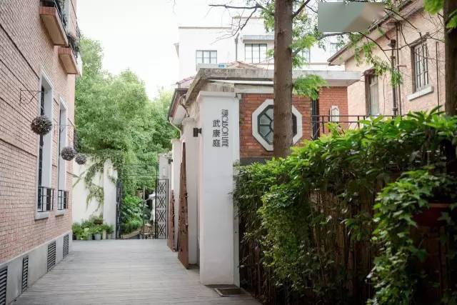 全网被嘲的“沪币”<strong></p>
<p>币币网怎么样</strong>,到底有多贵?