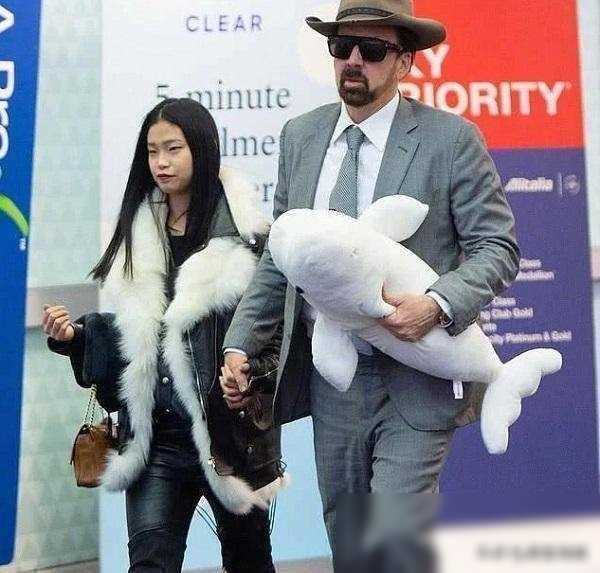 尼古拉斯·老四与派币:未来互联网的新兴金融模式