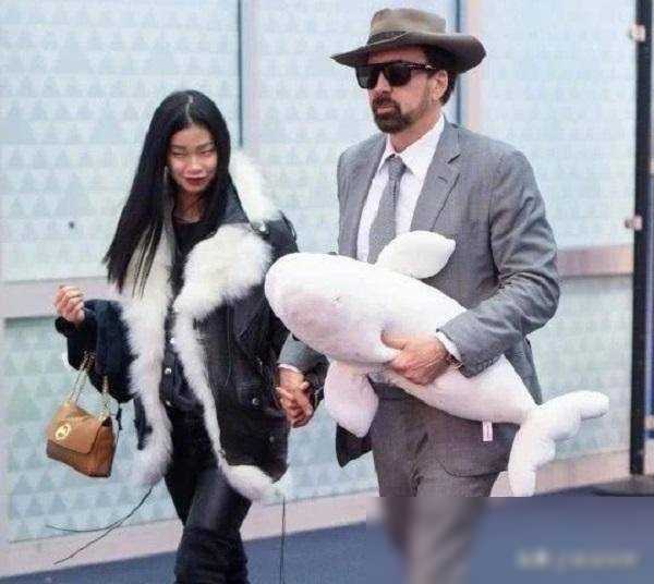 尼古拉斯·老四与派币:未来互联网的新兴金融模式