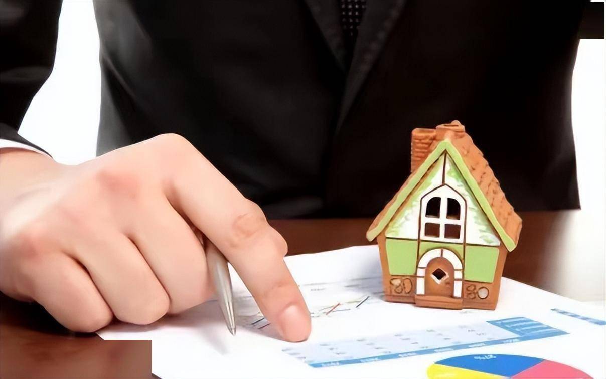 钱正在加快贬值<strong></p>
<p>货币贬值买什么保值</strong>,买什么才最保值?内行人:这3样10年不贬值