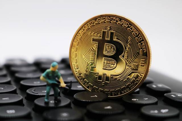 法律风波后<strong></p>
<p>api币安</strong>，赵长鹏如何引领币安穿越监管与市场的双重迷雾？