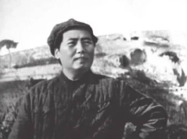 王立华:林彪、彭德怀都反对<strong></p>
<p>币安交易所</strong>,毛泽东何以赌上红军全部家底,决意东征?